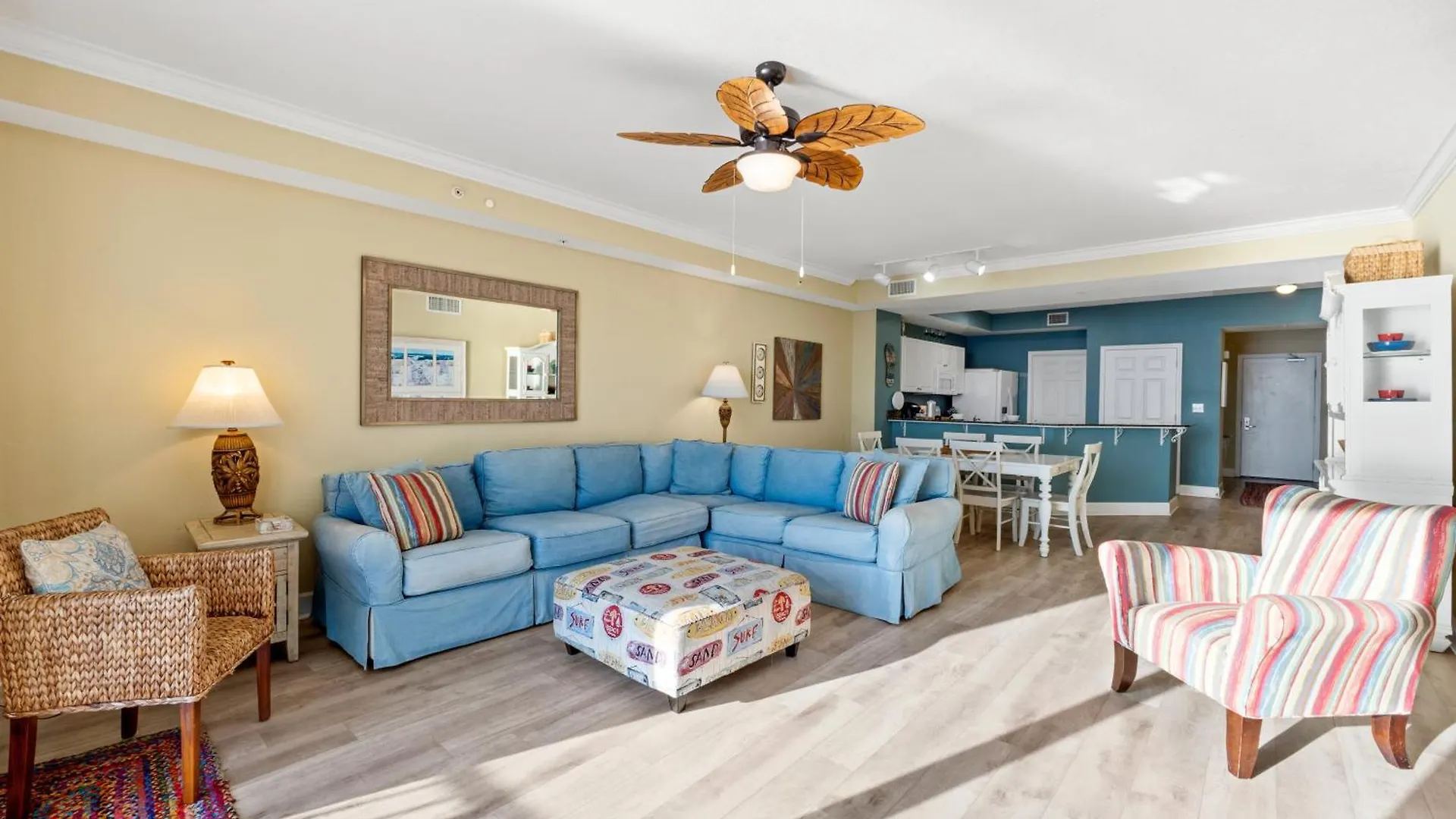Semesterbostad Tidewater Beach Resort #1008 By Book That Condo Panama City Beach USA