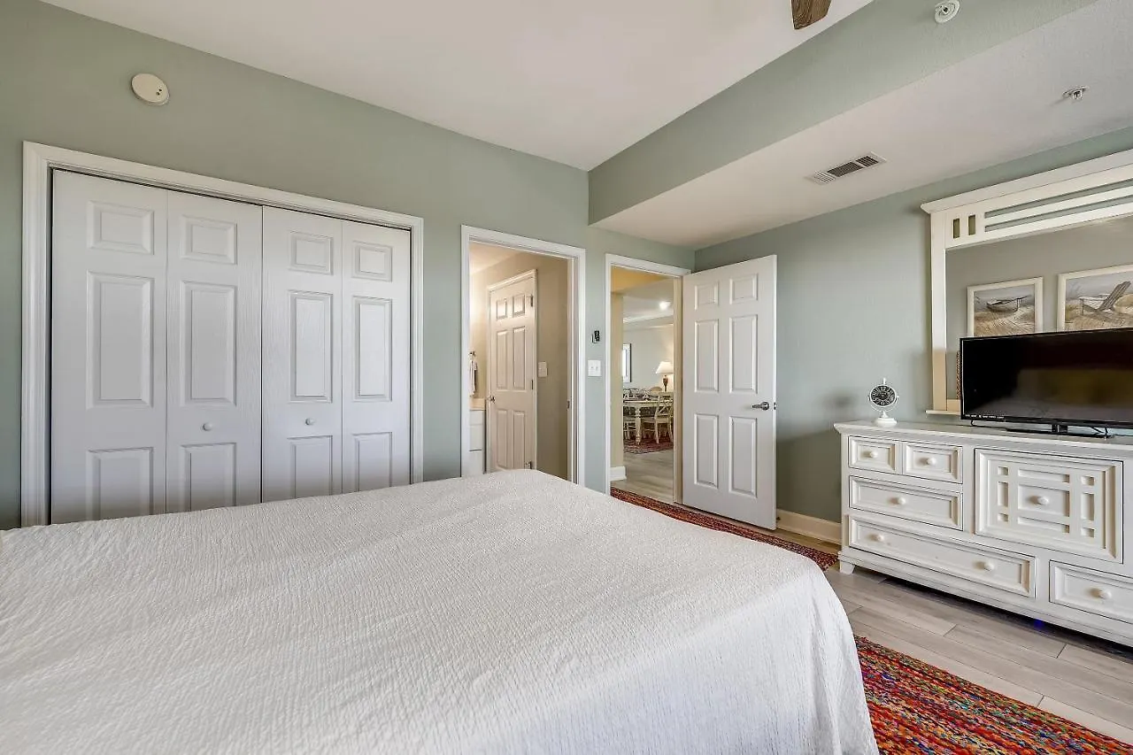 Tidewater Beach Resort #1008 By Book That Condo Panama City Beach Feriehus
